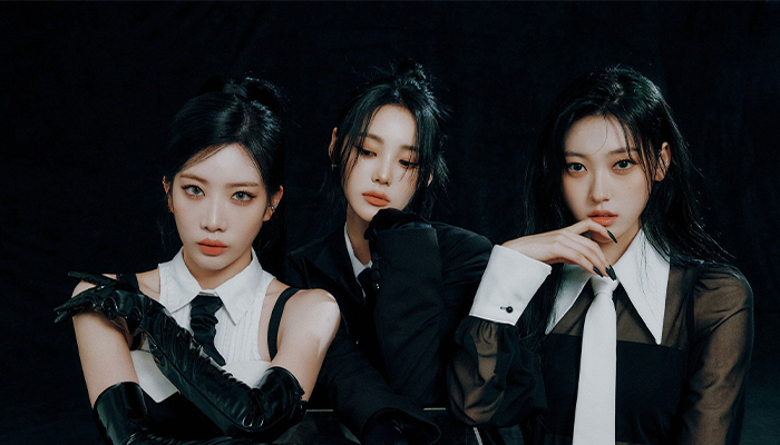 ODD EYE CIRCLE