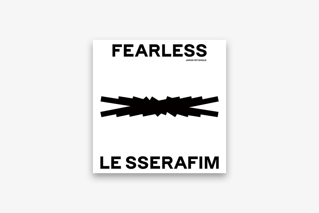 LE SSERAFIM - FEARLESS - Japan 1st Single (Standard Version) 